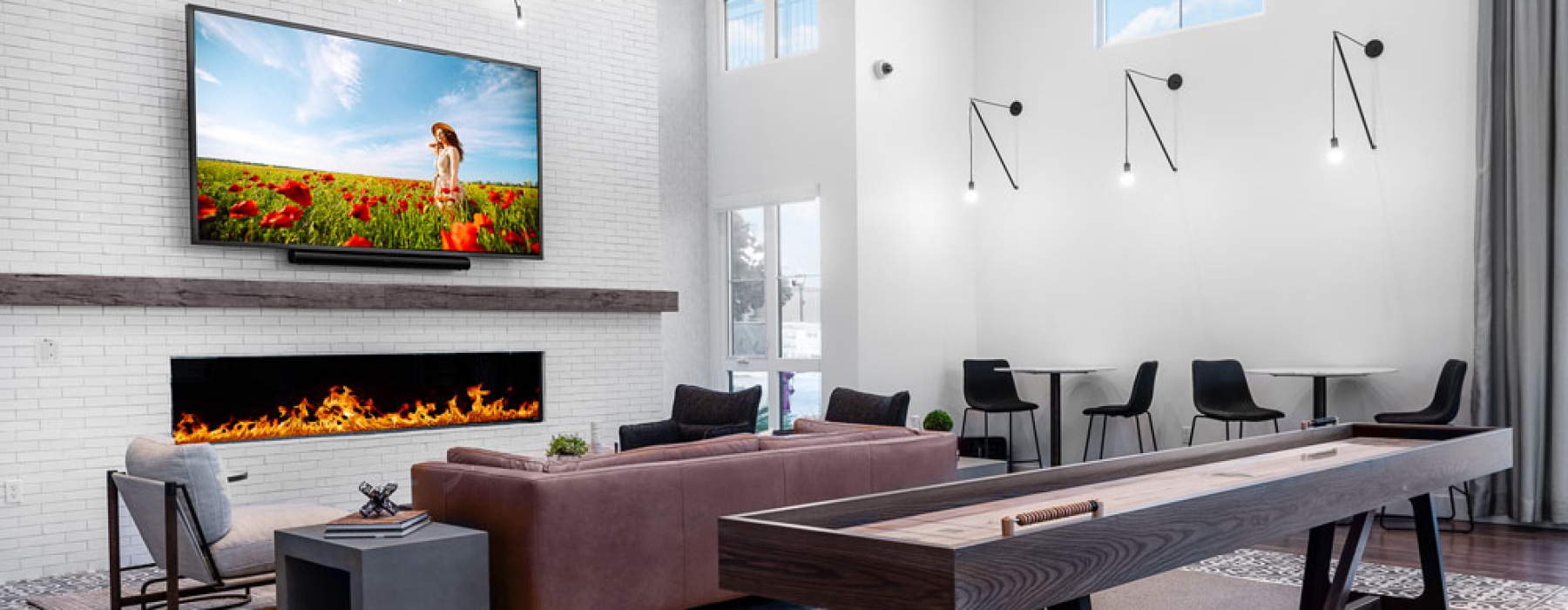 lounge room with a TV